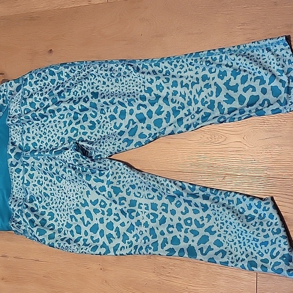 Nike Athletic Running Capri Leggings Size Large Teal - Picture 4 of 7